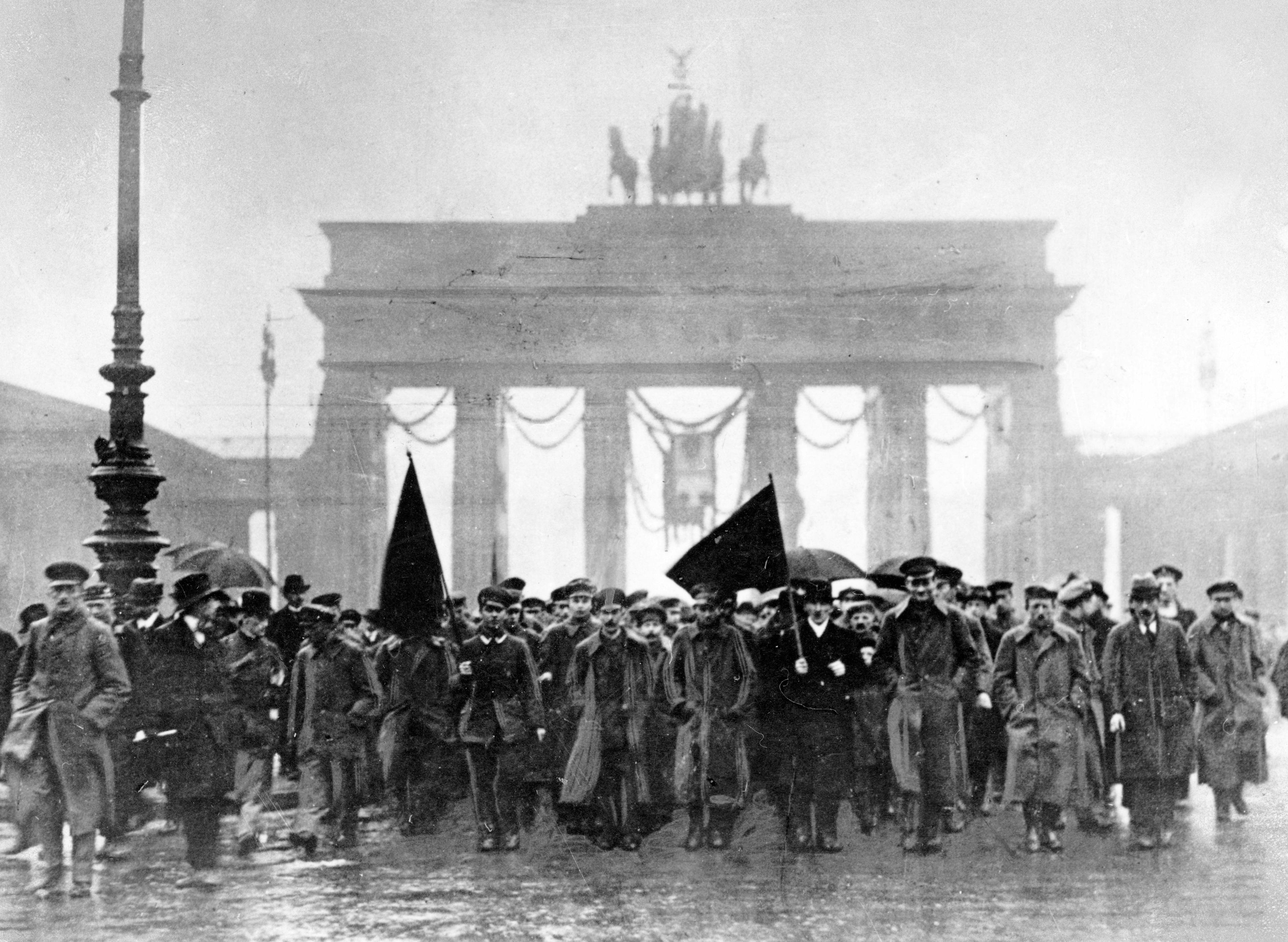 Революция 1918 1919. Революция в Берлине 1918. Революция в Германии 1918-1919. Ноябрьская революция в Германии 1918.